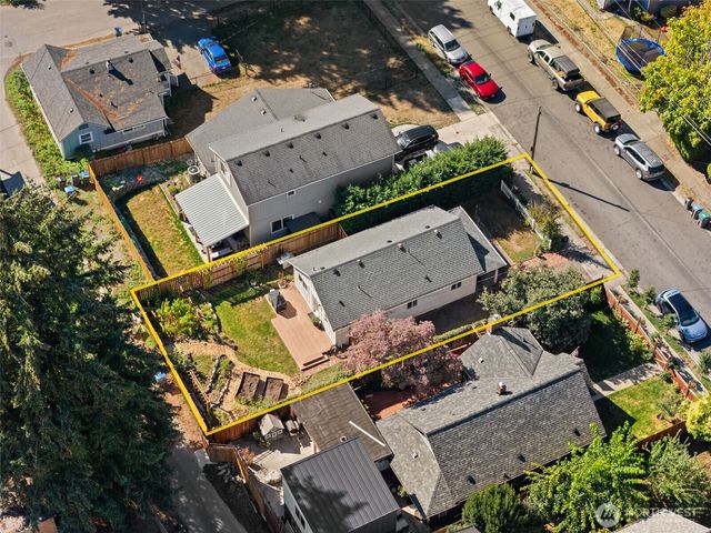 1310 N Montgomery Avenue, Bremerton, WA 98312