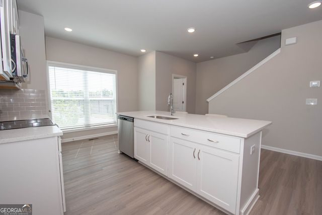12 Mercury Lane 29, Newnan, GA 30265
