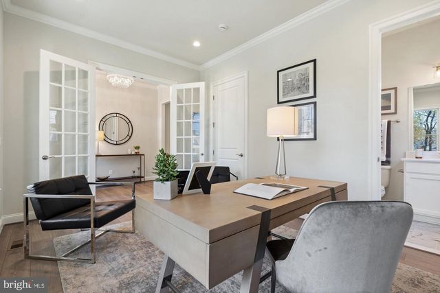 2221 ORCHID DR, Falls Church, VA 22046