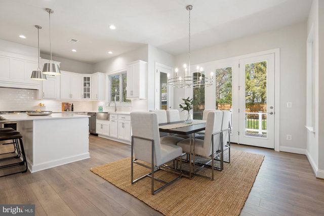 2221 ORCHID DR, Falls Church, VA 22046