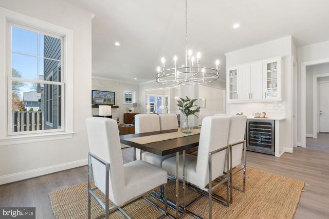 2221 ORCHID DR, Falls Church, VA 22046