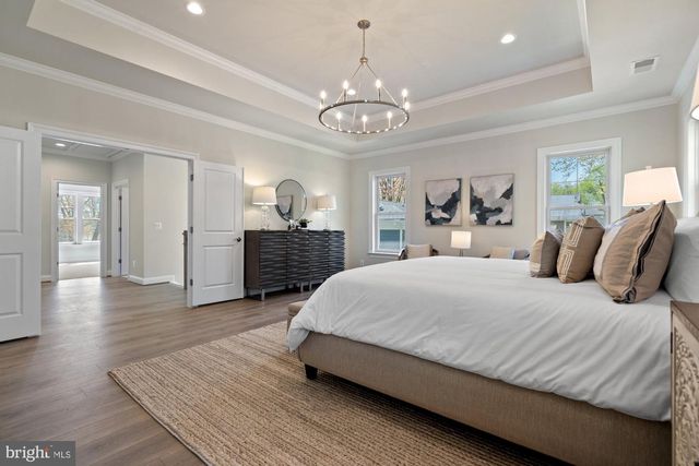 2221 ORCHID DR, Falls Church, VA 22046