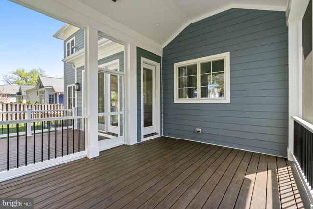 2221 ORCHID DR, Falls Church, VA 22046