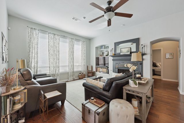 8636 Bridge Street, North Richland Hills, TX 76180