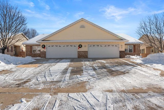 840 Chief Kewaskum PLACE, Kewaskum, WI 53040