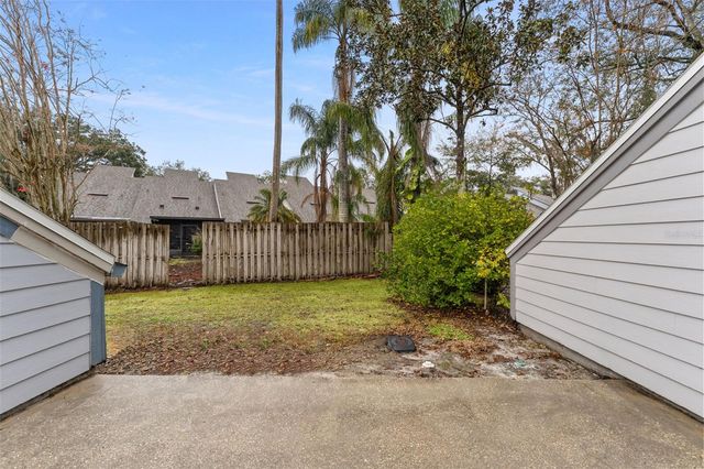 5206 PINE MILL COURT, Temple Terrace, FL 33617