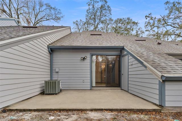 5206 PINE MILL COURT, Temple Terrace, FL 33617