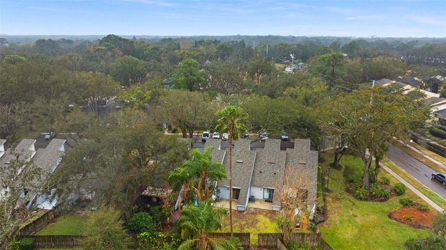 5206 PINE MILL COURT, Temple Terrace, FL 33617