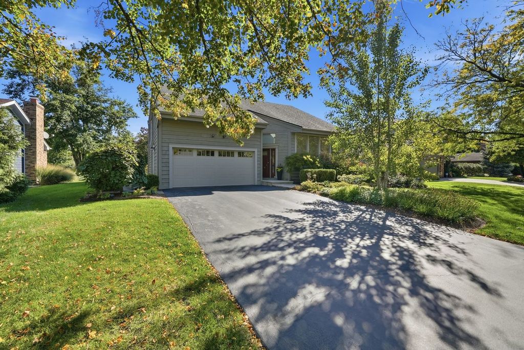 8361 Clynderven Road, Burr Ridge, IL 60527 — exterior