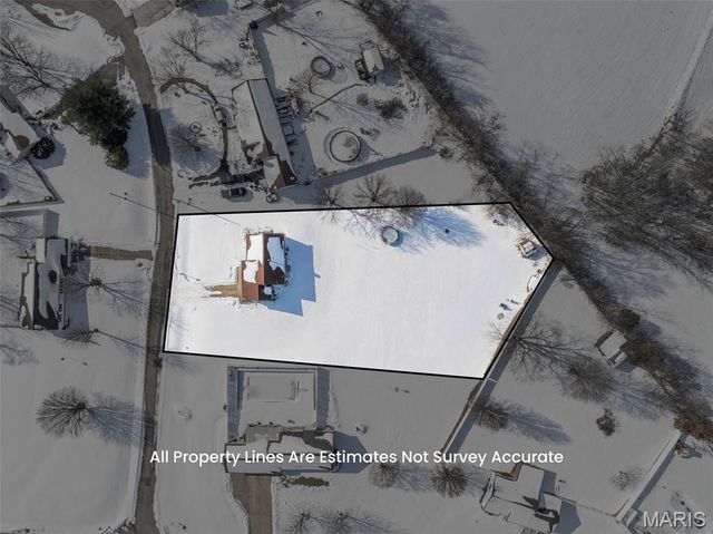 5105 Scarlett Ohara Lane, Villa Ridge, MO 63089