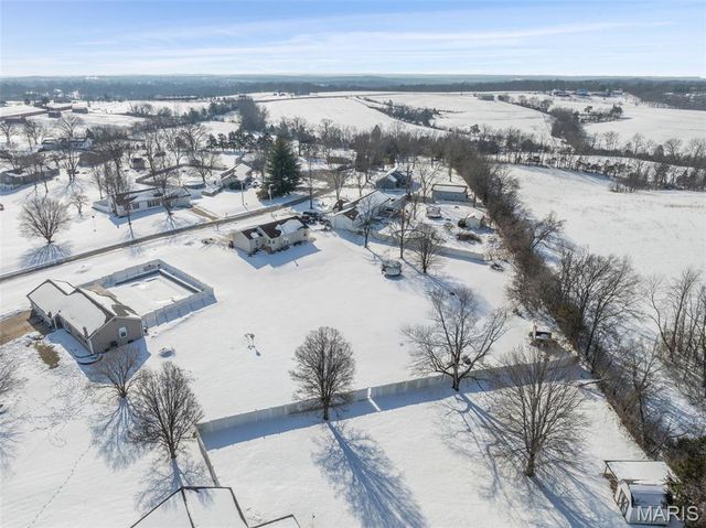 5105 Scarlett Ohara Lane, Villa Ridge, MO 63089