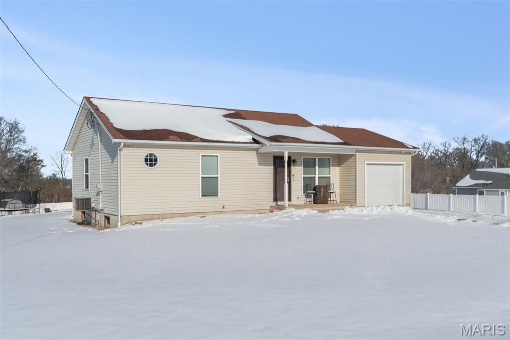 5105 Scarlett Ohara Lane, Villa Ridge, MO 63089