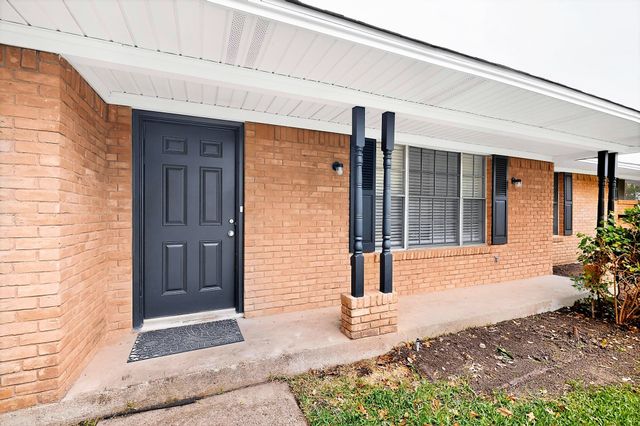 1602 Dakota Drive, Garland, TX 75043
