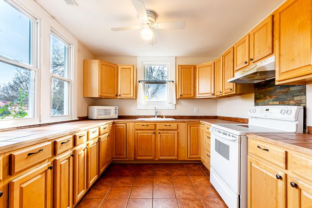 202 Quaker Street, Saint George, SC 29477