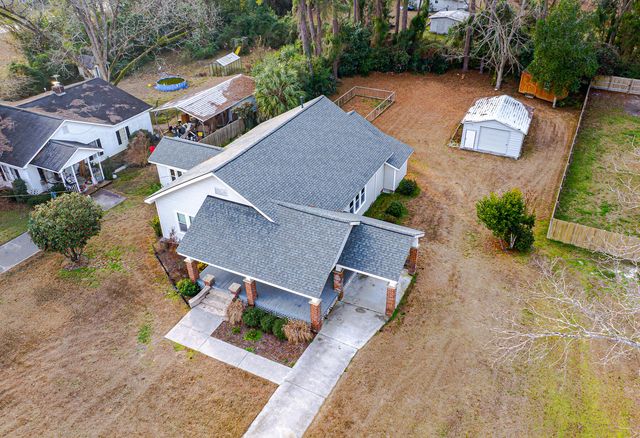 202 Quaker Street, Saint George, SC 29477