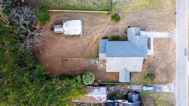 202 Quaker Street, Saint George, SC 29477