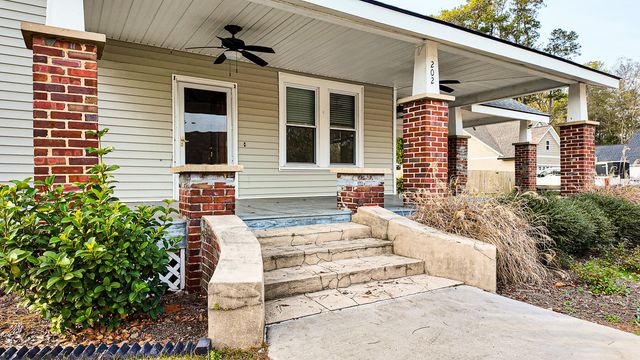 202 Quaker Street, Saint George, SC 29477