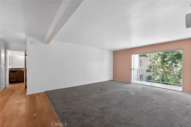 5460 White Oak Avenue J207, Encino, CA 91316