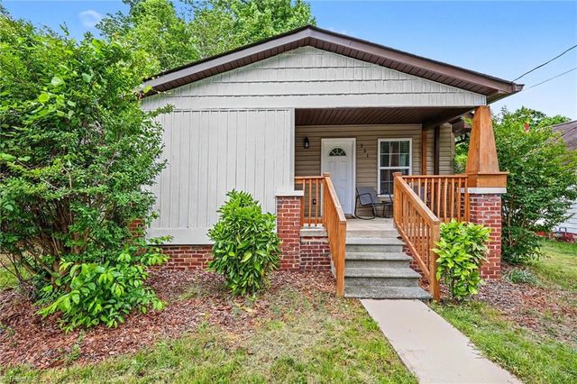 921 Pichard Street, Greensboro, NC 27401