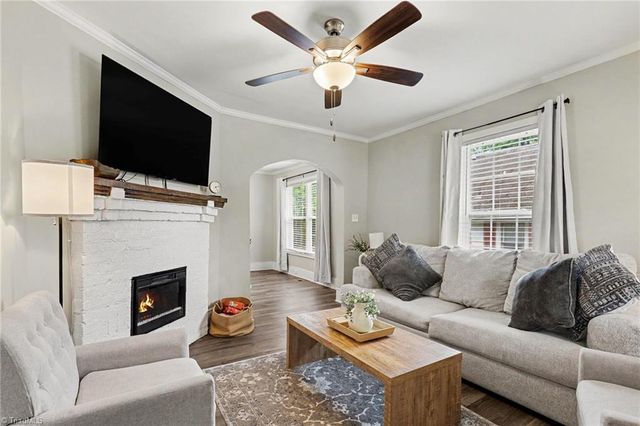 921 Pichard Street, Greensboro, NC 27401