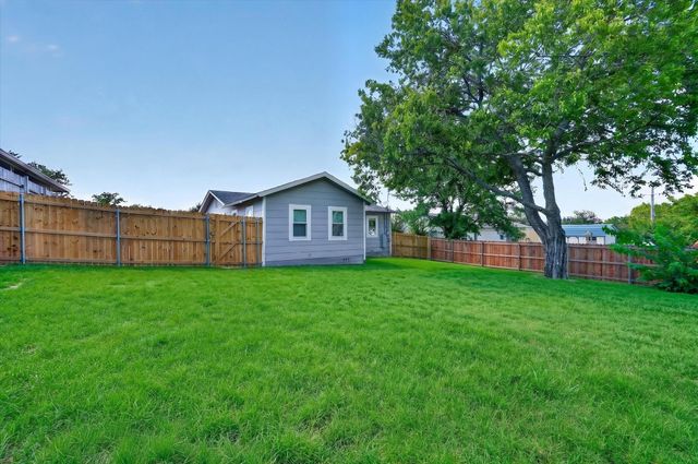 815 Wilson Drive, Princeton, TX 75407