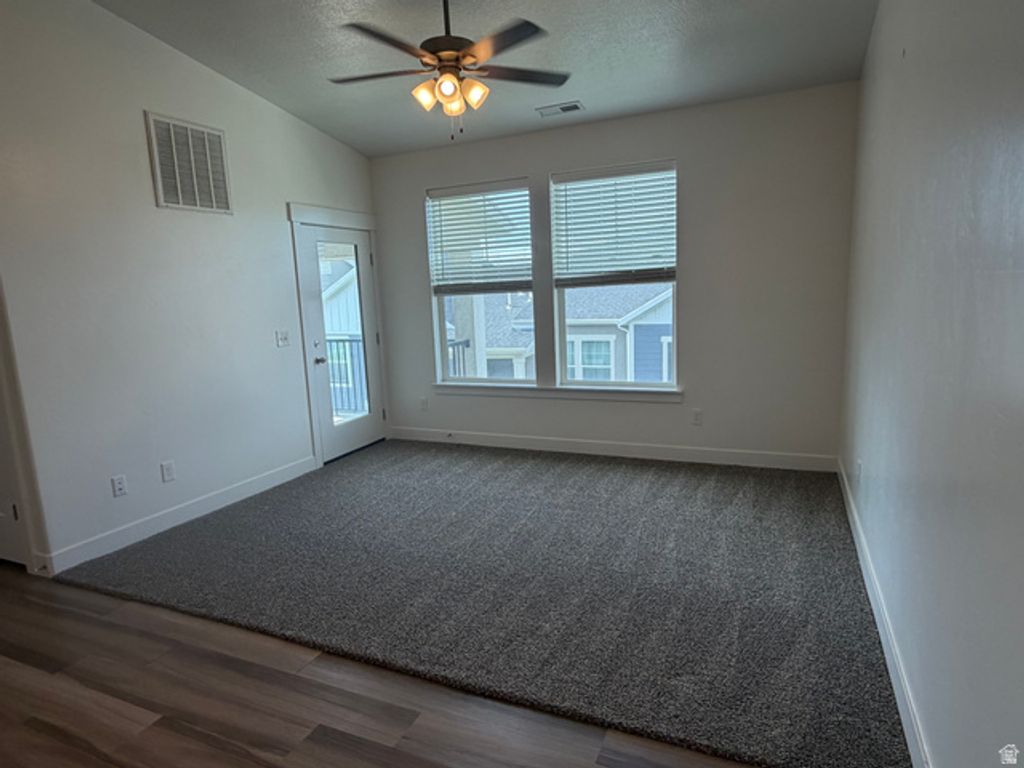 Image 2 of property listing at 1773 W EAGLEWOOD DR #302, Saratoga Springs, UT 84045