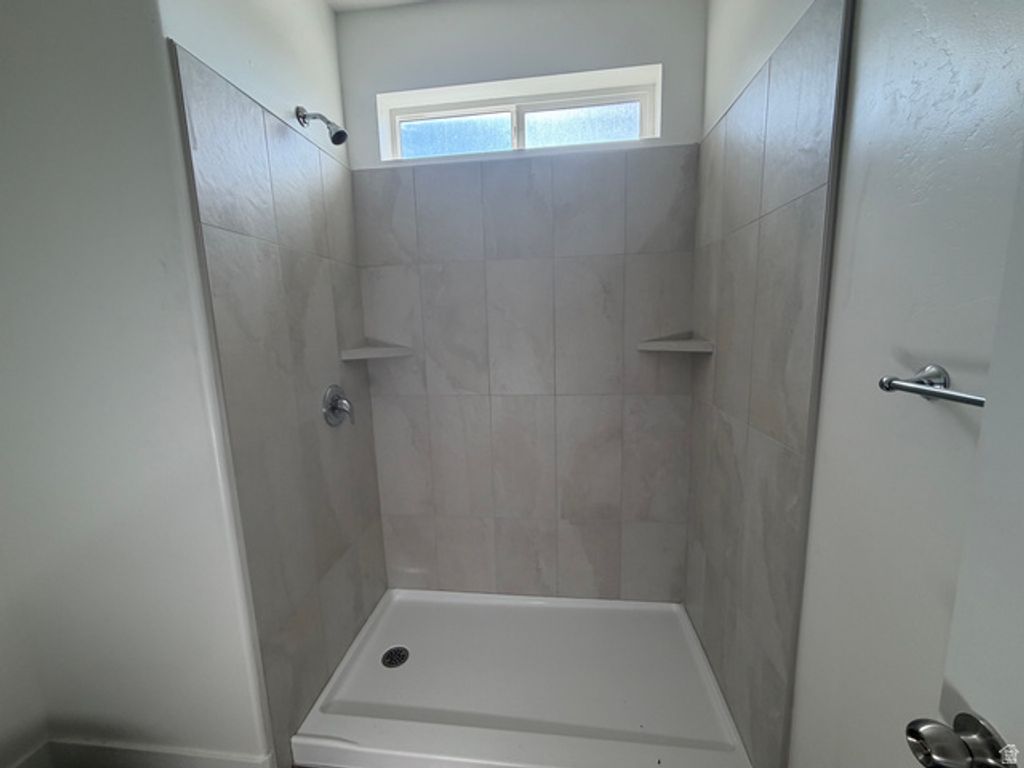 Image 18 of property listing at 1773 W EAGLEWOOD DR #302, Saratoga Springs, UT 84045