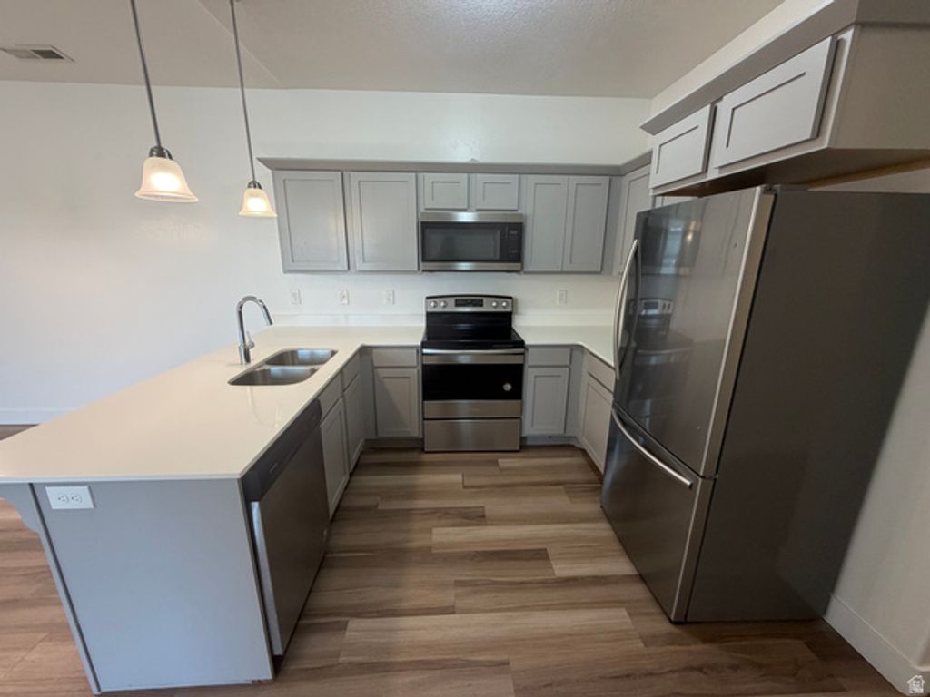 Image 7 of property listing at 1773 W EAGLEWOOD DR #302, Saratoga Springs, UT 84045