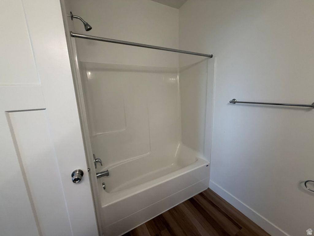 Image 8 of property listing at 1773 W EAGLEWOOD DR #302, Saratoga Springs, UT 84045