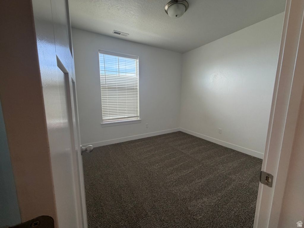 Image 10 of property listing at 1773 W EAGLEWOOD DR #302, Saratoga Springs, UT 84045