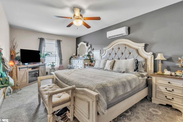 121 Belle Oaks Drive, Simpsonville, SC 29680