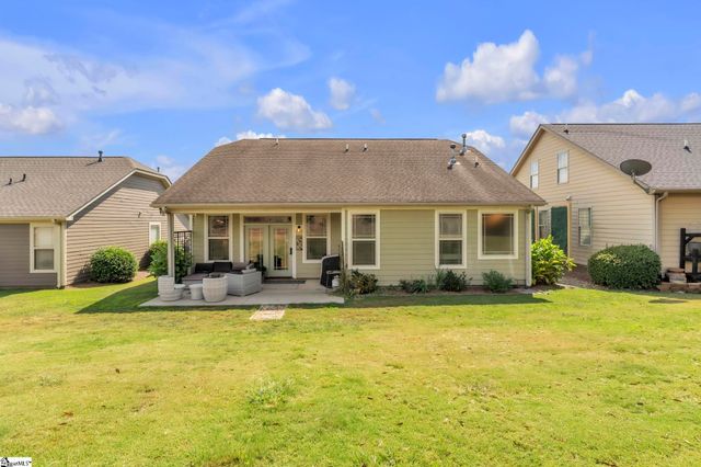 121 Belle Oaks Drive, Simpsonville, SC 29680