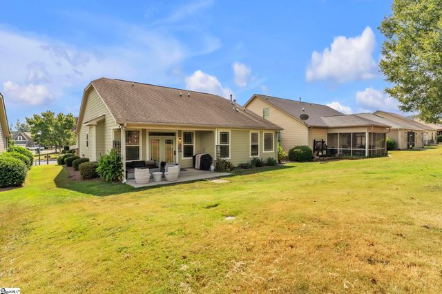 121 Belle Oaks Drive, Simpsonville, SC 29680