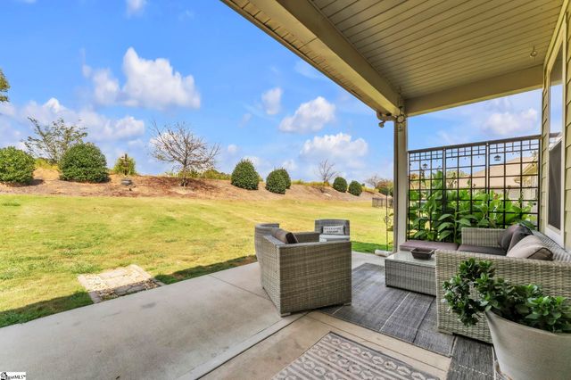 121 Belle Oaks Drive, Simpsonville, SC 29680