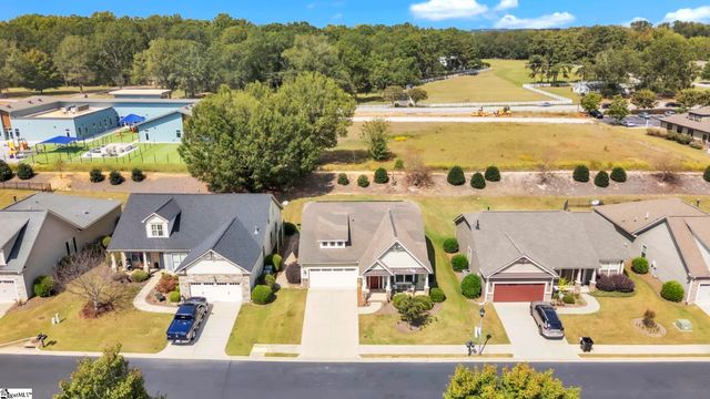 121 Belle Oaks Drive, Simpsonville, SC 29680