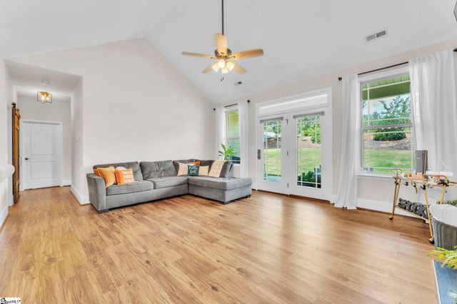 121 Belle Oaks Drive, Simpsonville, SC 29680