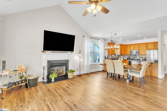 121 Belle Oaks Drive, Simpsonville, SC 29680