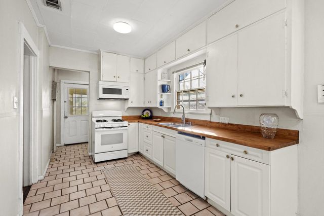 1310 W Morton Street, Denison, TX 75020