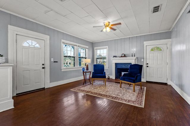 1310 W Morton Street, Denison, TX 75020