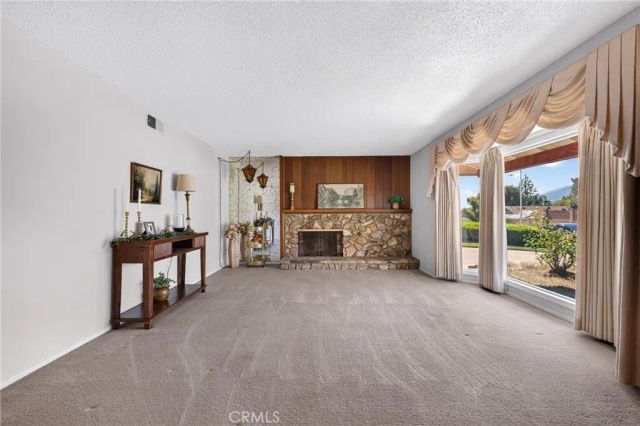 26271 Edgemont Drive, Highland, CA 92346