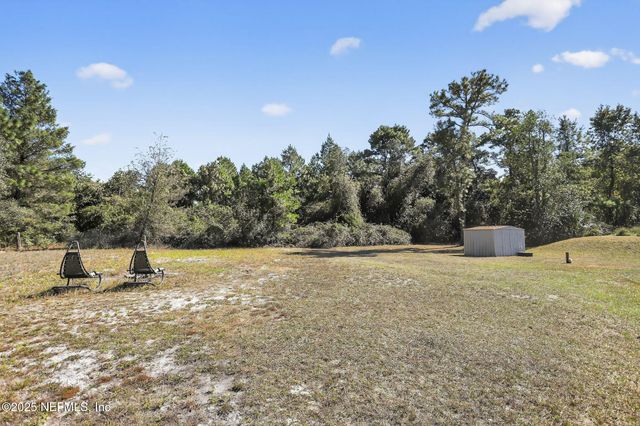 136 E MOCCASIN CREEK Lane, Palatka, FL 32177