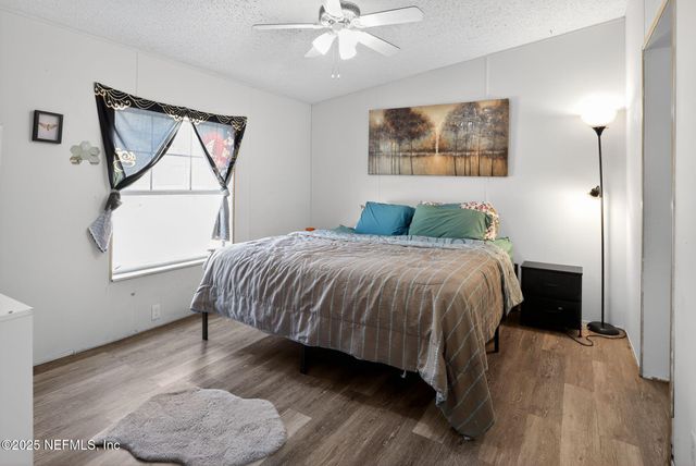 136 E MOCCASIN CREEK Lane, Palatka, FL 32177