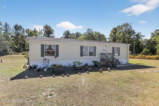 136 E MOCCASIN CREEK Lane, Palatka, FL 32177