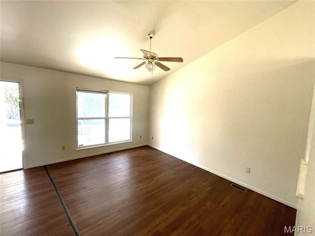 1113 Central Avenue, Alton, IL 62002