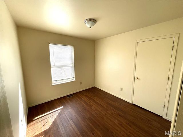 1113 Central Avenue, Alton, IL 62002