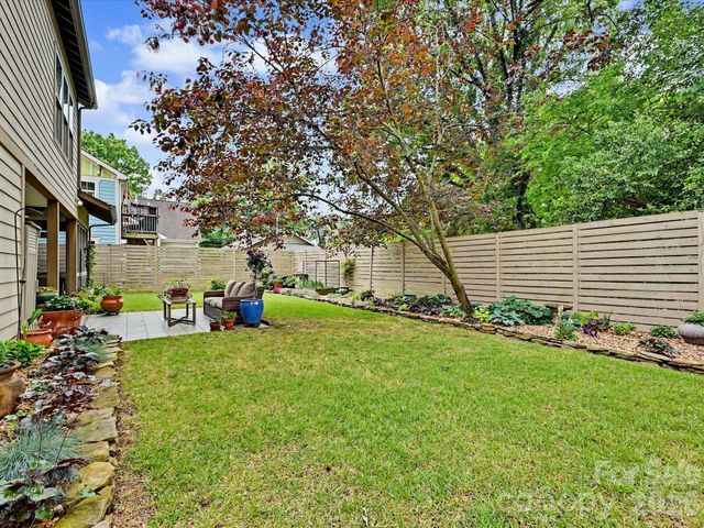 916 Essex Street, Charlotte, NC 28205