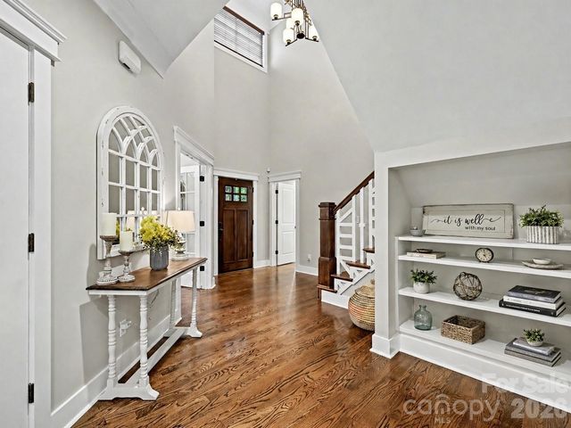 916 Essex Street, Charlotte, NC 28205