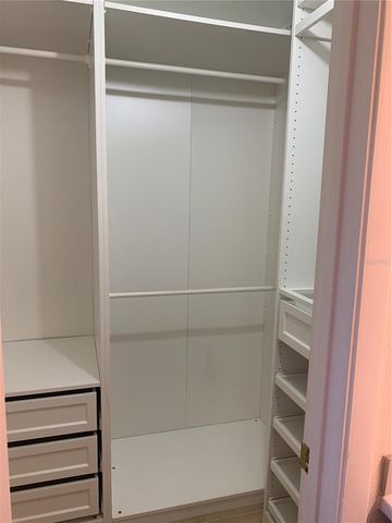 1125 PINELLAS BAYWAY S 205, St Petersburg, FL 33715