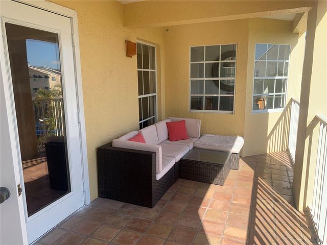 1125 PINELLAS BAYWAY S 205, St Petersburg, FL 33715