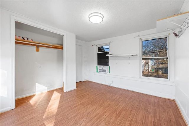 1701 W Walnut Street, Independence, MO 64050